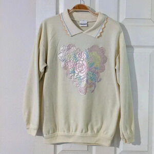 Vintage Bobbi Brooks Sweatshirt Women's‎ Medium Heart Scalloped Collar